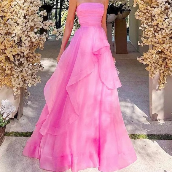 Kissprom NWT Elisa Light Pink A Line Strapless Organza Prom Dress Sz 4 - Picture 3 of 13